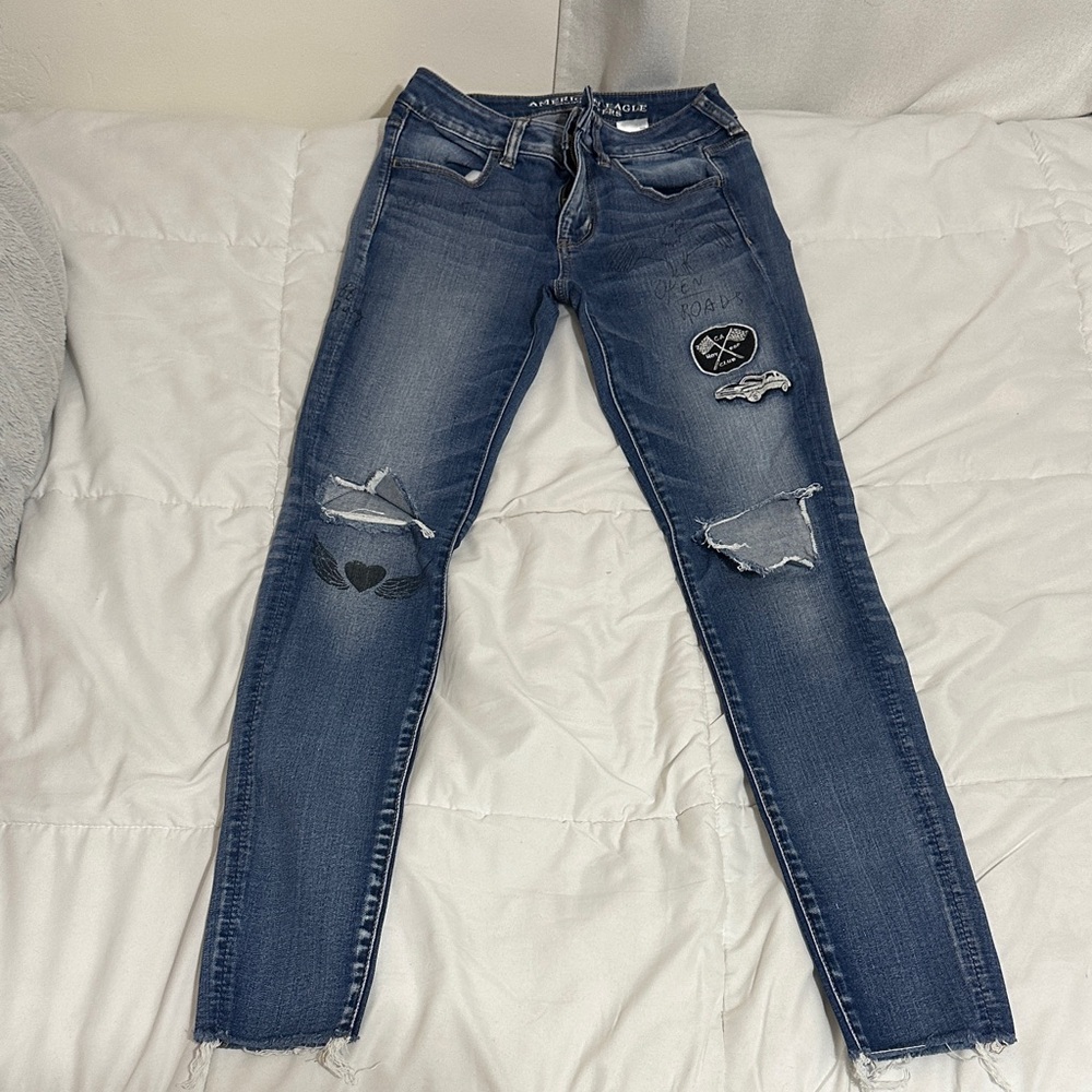 American Eagle Distressed Dark Blue Skinny Jeans with Patches